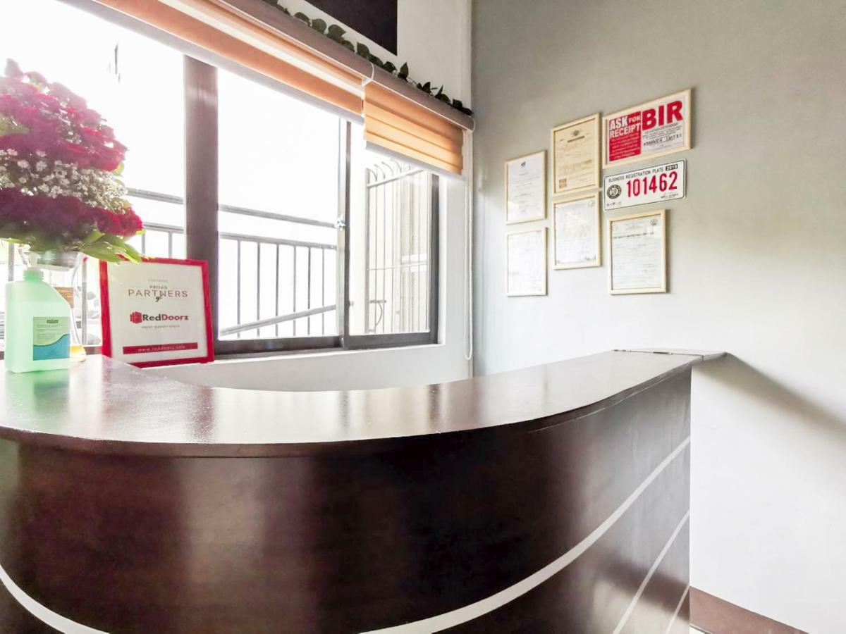 Готель Reddoorz Near Davao Medical School Foundation Екстер'єр фото